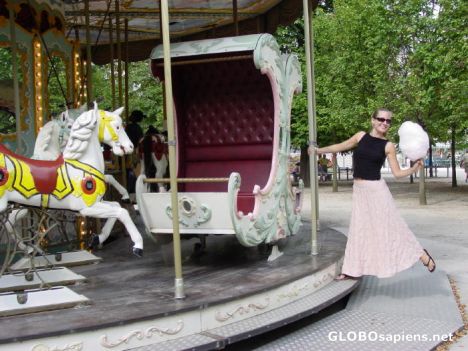 Postcard cotton candy, a merry-go-round, and paris-perfect!