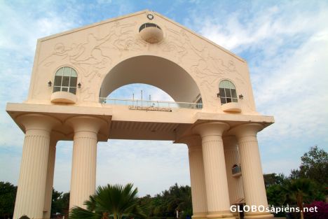 Postcard Banjul - the famous arch