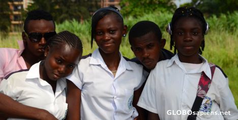 Postcard Libreville (GA) - local high school kids