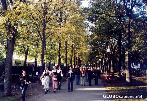 Postcard Theresienwiesse Walkway