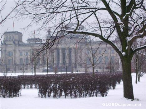 Postcard Reichstag in the snow