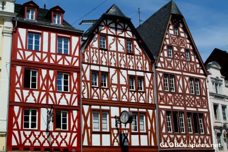 Postcard Trier - red timber house