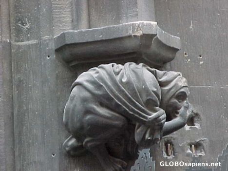 Postcard To love a gargoyle is to see this one in Munich!