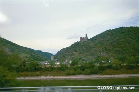 Postcard Famous Rheine Valley Castle