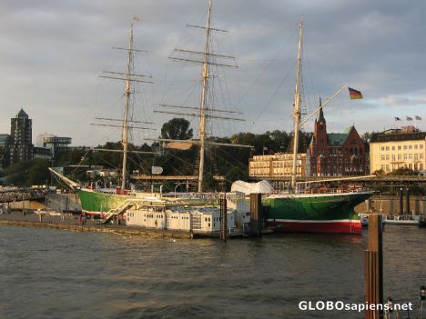 Postcard Hamburg - sailing ship Rickmer Rickmers -