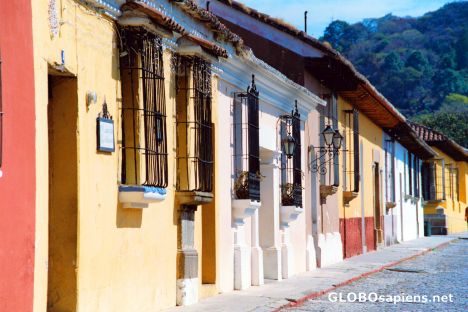 Postcard Antigua Guatemala - wired windows