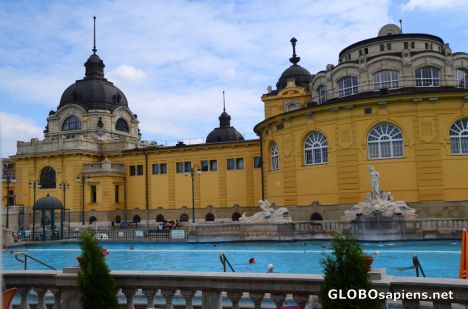 Postcard Budapest (HU) - a swimming pool