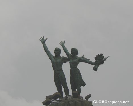 Postcard Welcome Statue