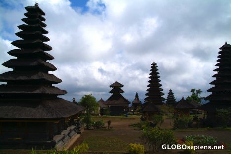 Postcard Bali (ID) - Pura Besakih - more stupas