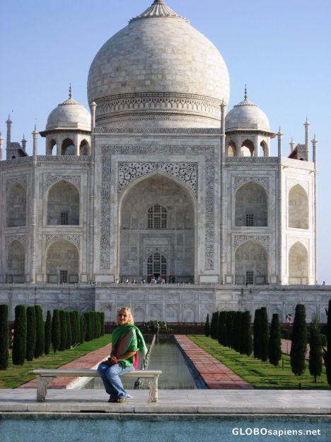 Postcard Taj Mahal - the Diana Bench