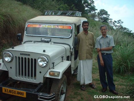 Postcard My trekking jeep and driver Ravi, Nelliampathy