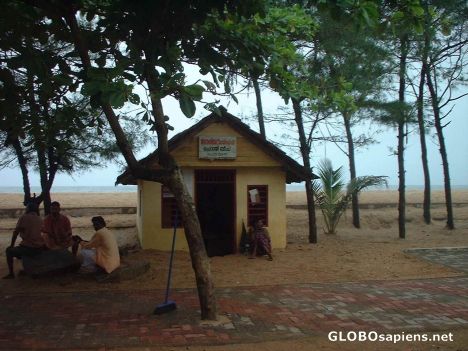Postcard A library at the beach in Cherai, Kochi