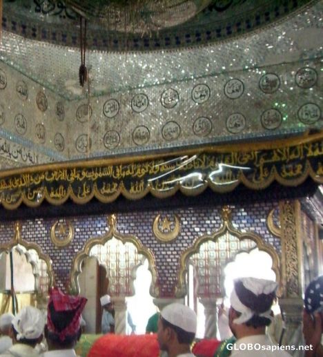 Postcard Haji ali - dargah main shrine inside view