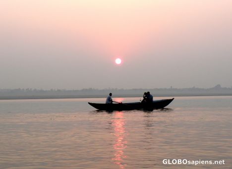Postcard Boating - sunrise on the Ganges