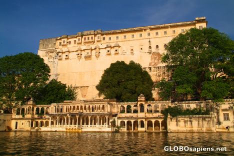 Postcard Udaipur - City Palace Lake Facade