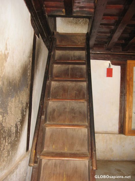 Postcard Wooden staircase inside Padmanabhapuram Palace