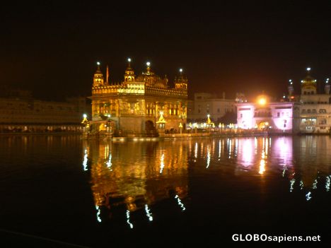 Postcard Bright lights of the Golden Temple