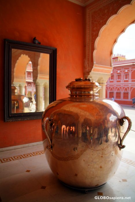 Postcard Jaipur - City Palace, largest silver piece