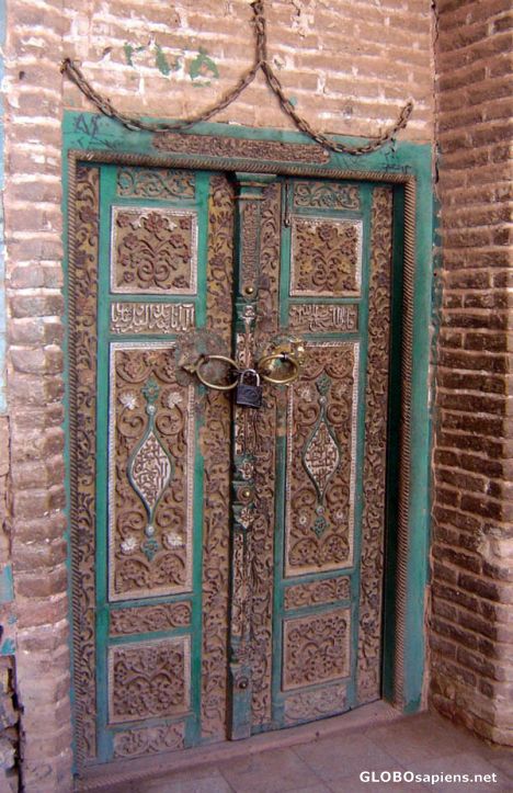 old door in abianeh