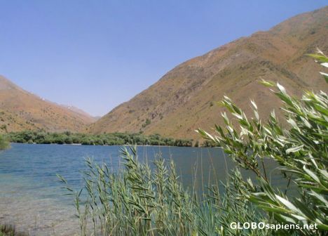 Postcard gahar lake in wind