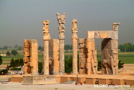 Postcard Persepolis - Vire of the Main Gate