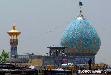 Postcard Shiraz - A perfect dome