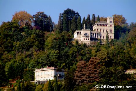 Postcard Como - a palace on the hill
