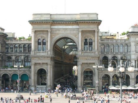 Postcard Galleria Vittorio Emanuele II