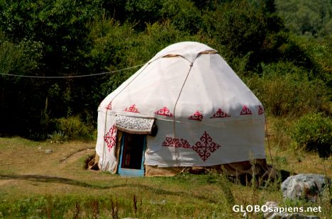 Postcard Almaty - Yurt In the Northern Suburbs