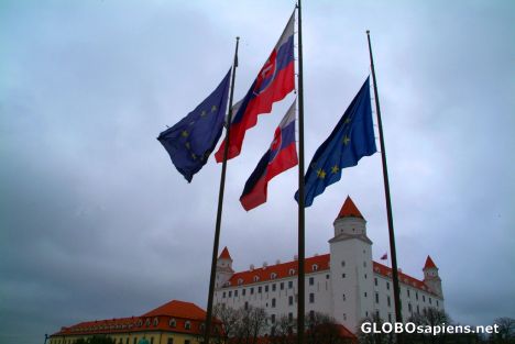 Postcard Bratislava (SK) - flags by the Parliament