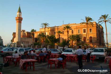 Postcard Tripoli - an open-air cafe