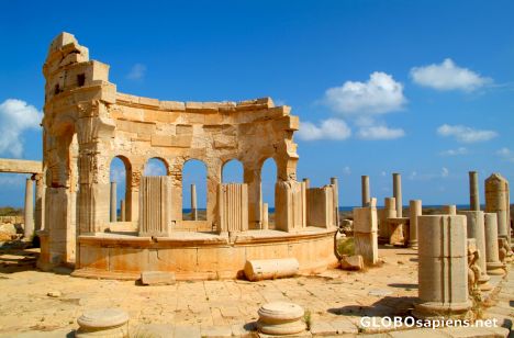Postcard Leptis Magna (LY) - shops in the market