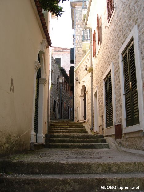 Postcard Small alleys of Hergi-Novi