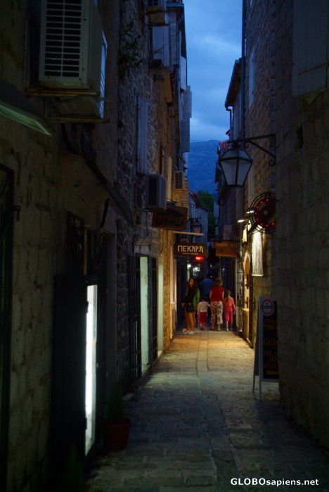 Postcard Budva (ME) - narrow alley in the evening