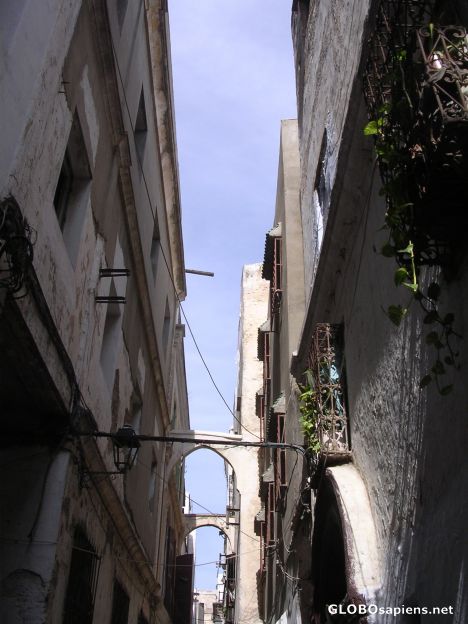 Postcard Very narrow street