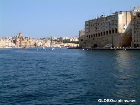 Postcard Malta - in the Grand Harbour