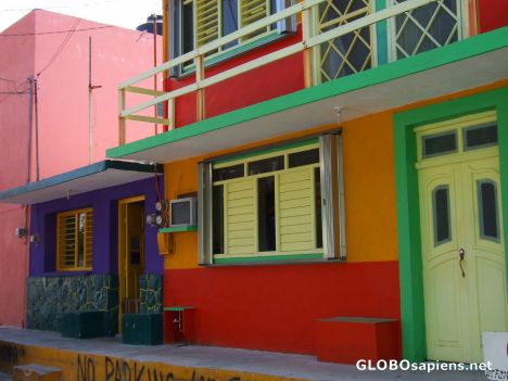 Postcard Houses in Isla (red, yellow, purple, green)