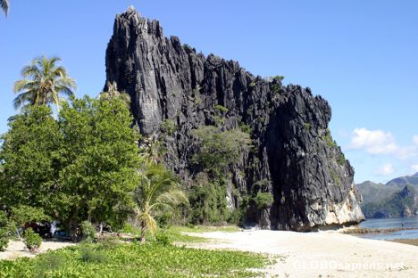500 Francs rock in Hienghene (North Province)