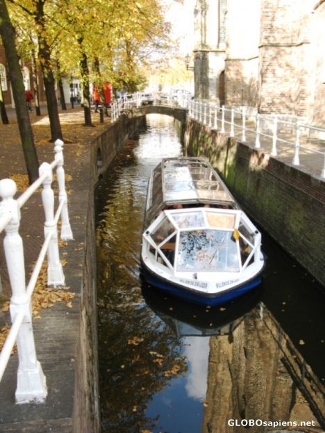 Postcard Delft's canal