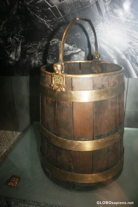 Postcard Vikingship museum; Bronze bucket