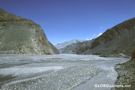 Kali Gandaki riverbed between Jomosom and Kagbeni