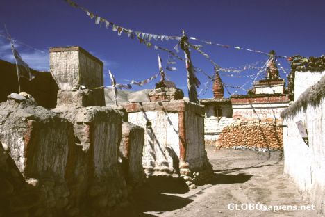 Postcard Lo Manthang -  Place in front of the town gate