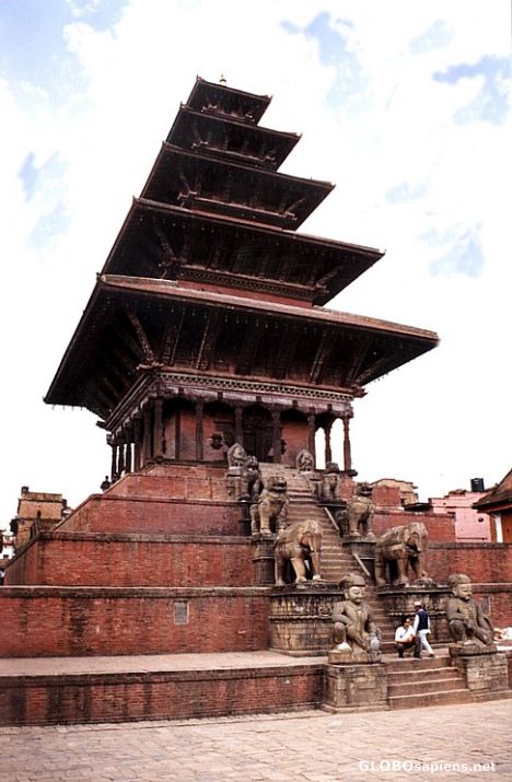 Postcard Great temple of Bhaktapur