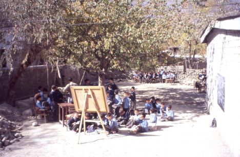Postcard Pakistan 2008, Shigar, School