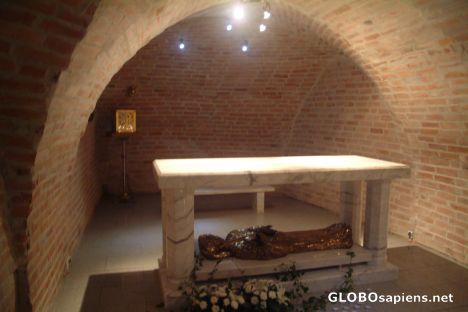 Postcard Basilica in Braniewo - The crypt