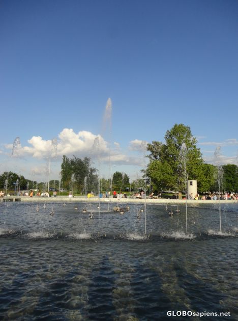 Postcard Multimedia Fountain Park