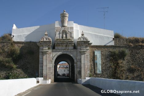 Postcard Portugal, Estremoz: Uma porta da cidade