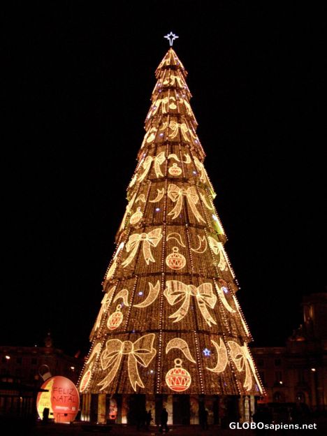 Postcard Christmas tree in Praça do Comercio