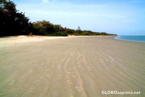 Postcard Bubaque - Sand on Praia Bruce