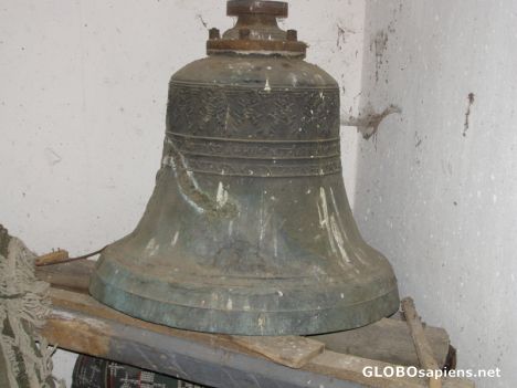 Postcard bell out of ring